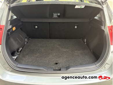 Toyota Auris — 6