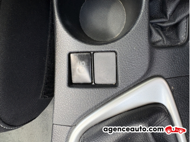 Toyota Auris — 26