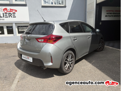 Toyota Auris — 2
