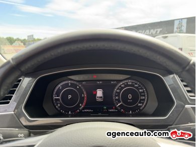Volkswagen Tiguan — 14