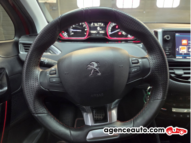 Peugeot 2008 — 12