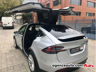 Tesla Model X — 16