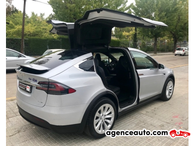 Tesla Model X — 8