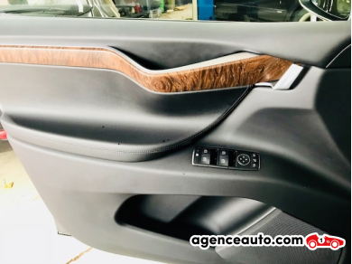 Tesla Model X — 31