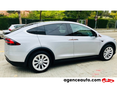 Tesla Model X — 32
