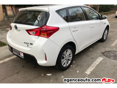 Toyota Auris — 5