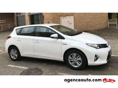 Toyota Auris — 3