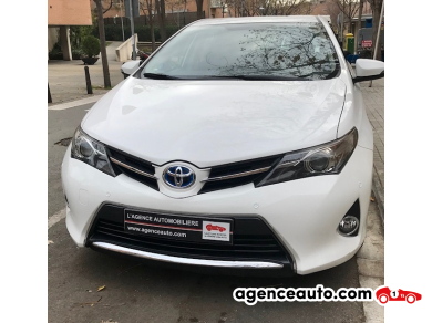 Toyota Auris — 7