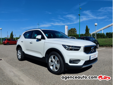 Volvo XC40 — 3