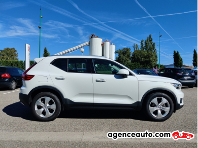Volvo XC40 — 4