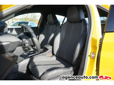 Peugeot 208 — 11