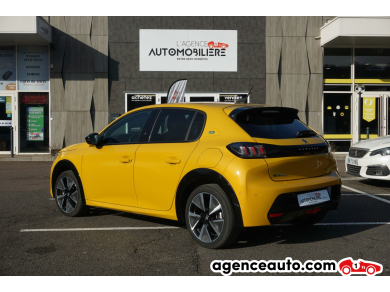 Peugeot 208 — 7