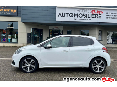 Peugeot 208 — 2