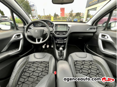 Peugeot 208 — 13