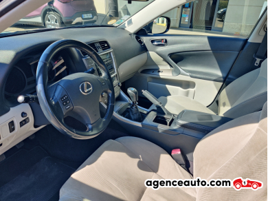 Lexus IS — 12