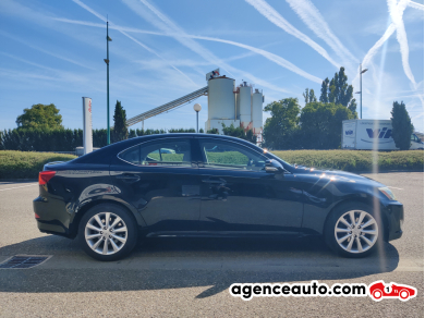 Lexus IS — 4