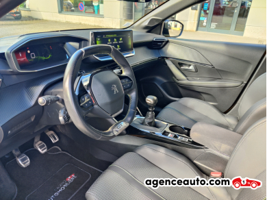 Peugeot 208 — 14