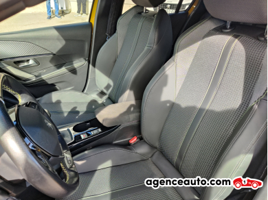 Peugeot 208 — 15