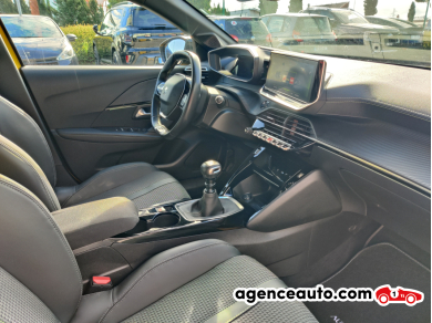 Peugeot 208 — 9