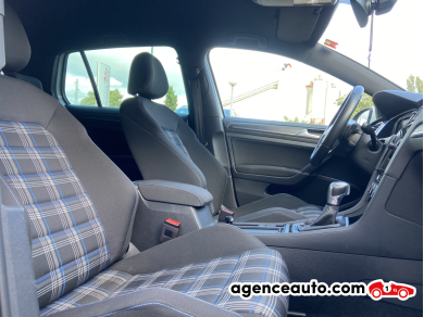 Volkswagen Golf — 11