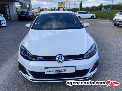 Volkswagen Golf — 8