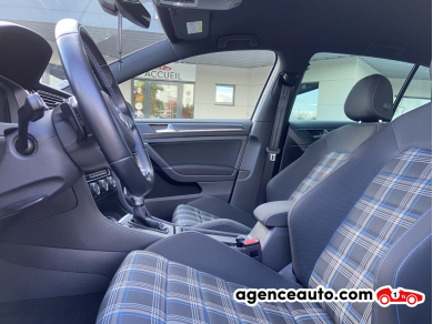 Volkswagen Golf — 9