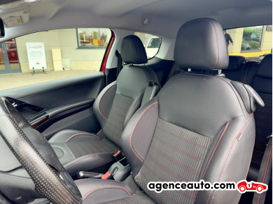Peugeot 208 — 10