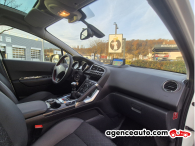 Peugeot 3008 — 12