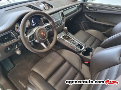 Porsche Macan — 22