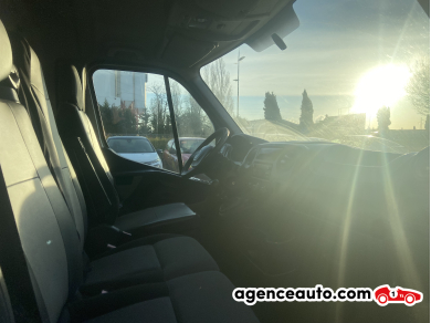 Renault Master — 12