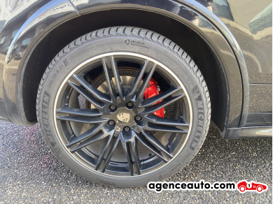 Porsche Cayenne — 16