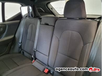 Volvo VOLVO XC40 — 13