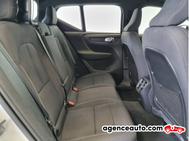 Volvo VOLVO XC40 — 17