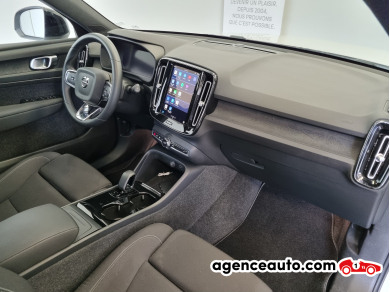 Volvo VOLVO XC40 — 20