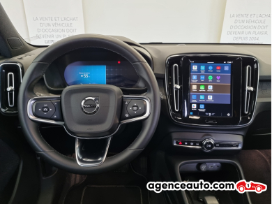 Volvo VOLVO XC40 — 24