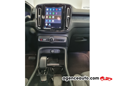 Volvo VOLVO XC40 — 26