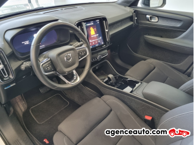Volvo VOLVO XC40 — 28