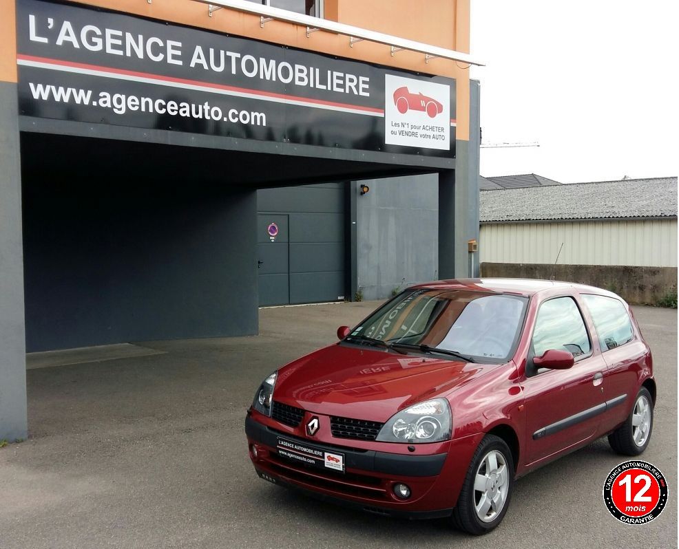 Renault Clio 2 phase 2 d'occasion à la vente